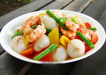 Chinese Cuisine---Stir fried shrimp with lychee